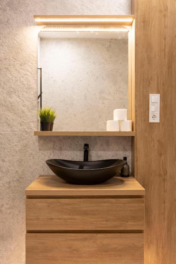 Luxurious & Spacious Central Residence With Balcony Budapest Eksteriør bilde