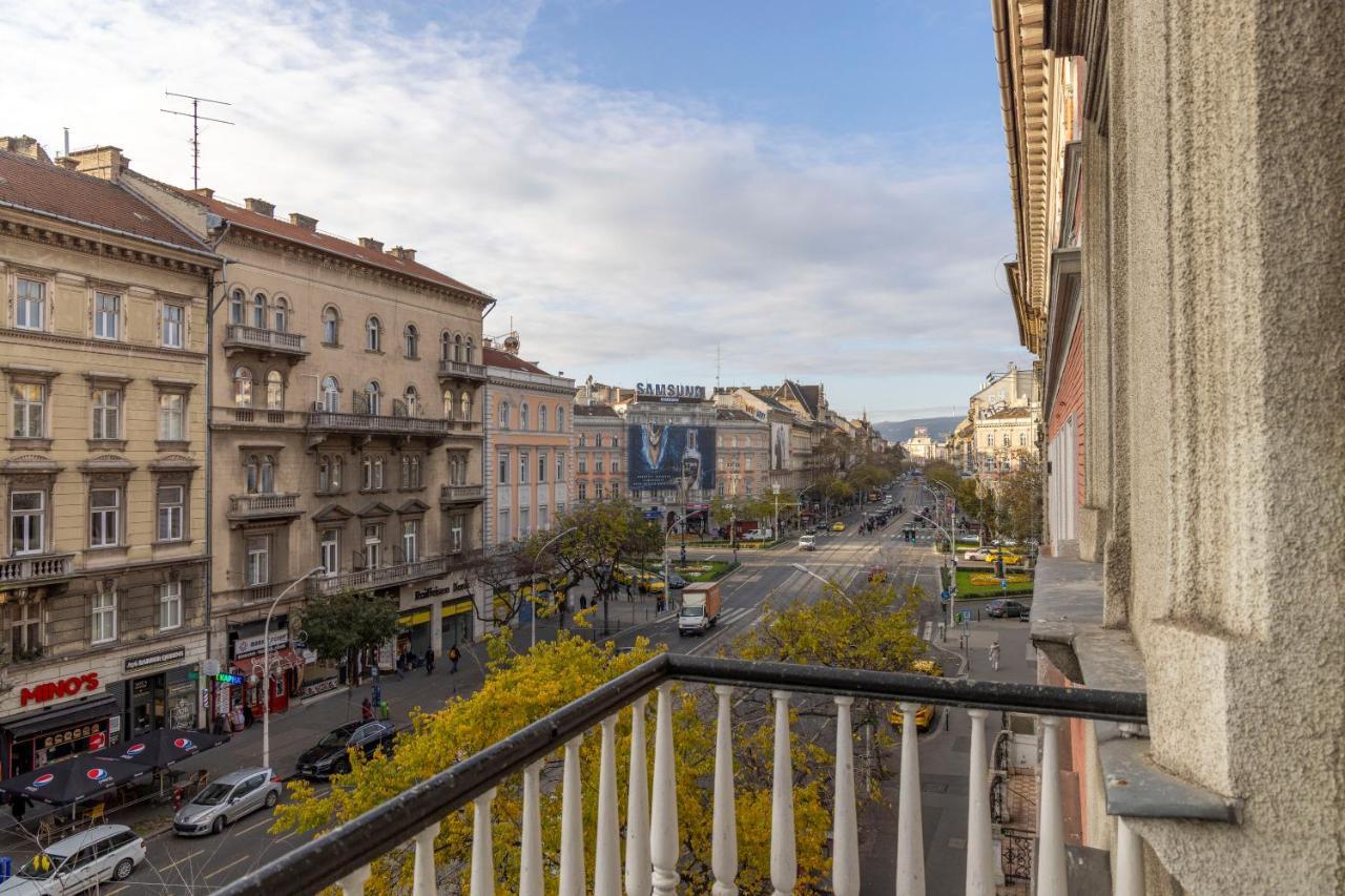 Luxurious & Spacious Central Residence With Balcony Budapest Eksteriør bilde