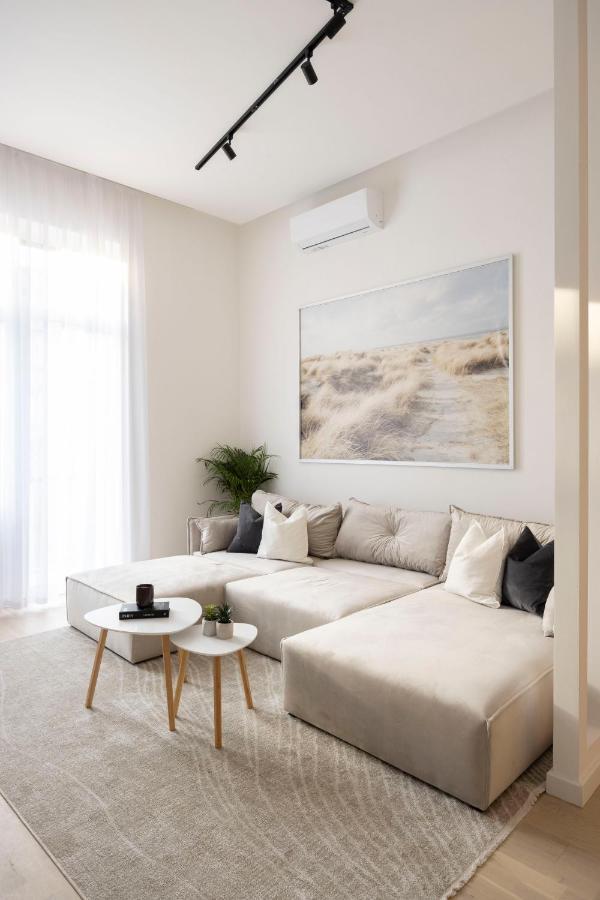 Luxurious & Spacious Central Residence With Balcony Budapest Eksteriør bilde